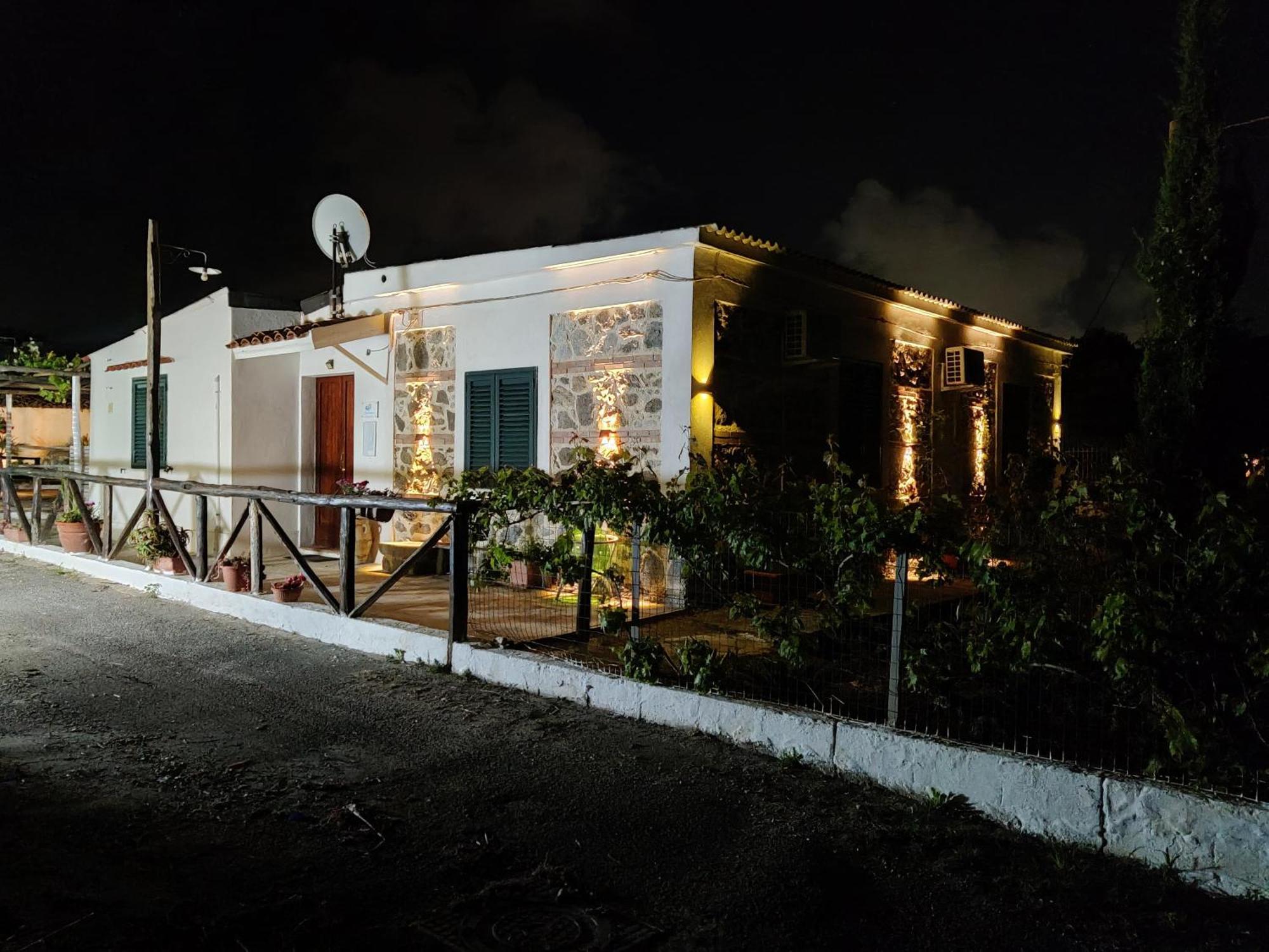 Casa Spezzara Βίλα Santa Domenica  Εξωτερικό φωτογραφία